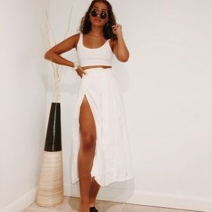 Long Belted Skirt w Slit😤 OPEN TO OFFERS